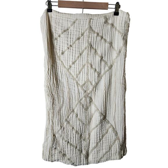 Urban Outfitters Other - URBAN OUTFITTERS Tan Gauze Stretch Boho Textured STANDARD Pillow Sham - Set of 2